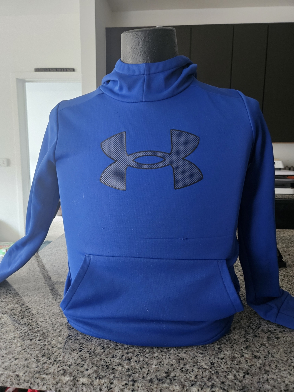 Under Armour Men’s Blue Pullover Hoodie